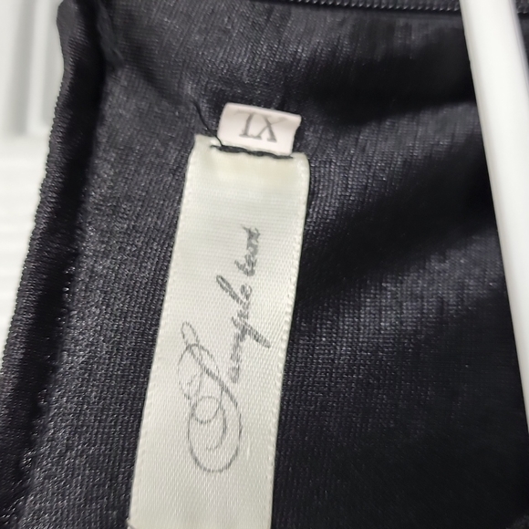 Sample Text Lace Tank - Picture 2 of 5